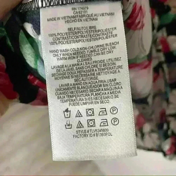 BCBGMAXAZRIA  black and Floral-Print Shift Dress small - Picture 7 of 10